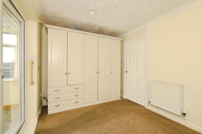 2 bed Bungalow for sale Image 8
