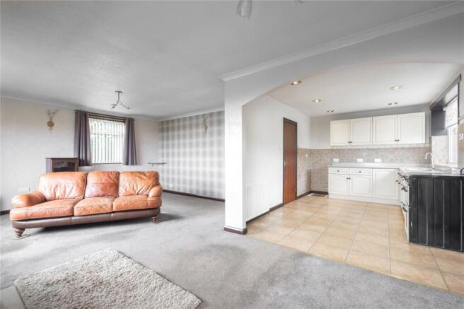 3 bed Bungalow for sale Image 7