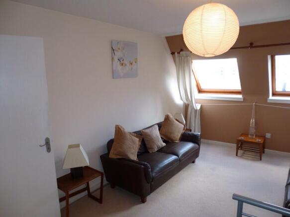 3766-20190502141614-3704-20190430135210-3704-20190415152937-Flat-16-43-Kent-Road16