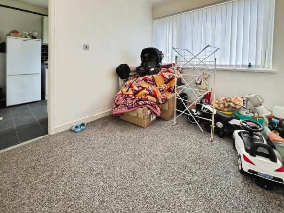 3 bed Terraced for sale Image 6