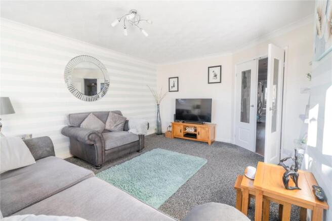 Living Room (2)