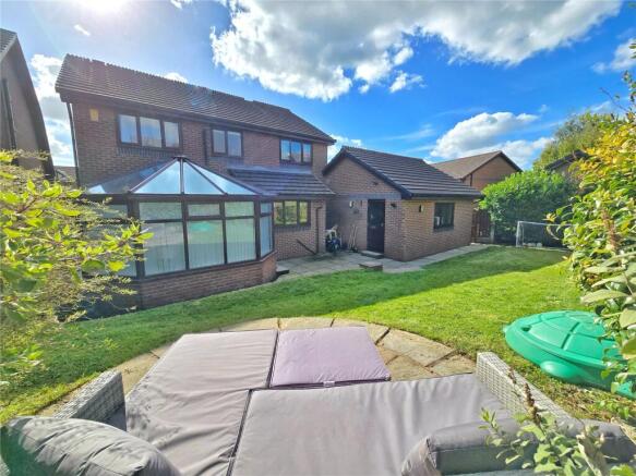 Garden & Conseratory
