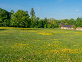 Flat 3, Barton Grange, Queens Acre Lane, Corfe, Taunton TA3 7AQ