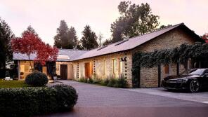 Arden, Cirencester Road, Fairford GL7 4BS