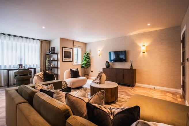 2 bed Apartment for sale Image 11