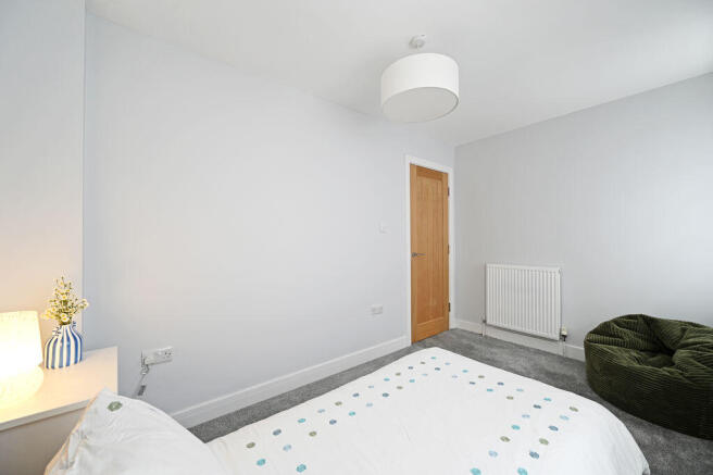 3 bed Terraced for sale Image 12