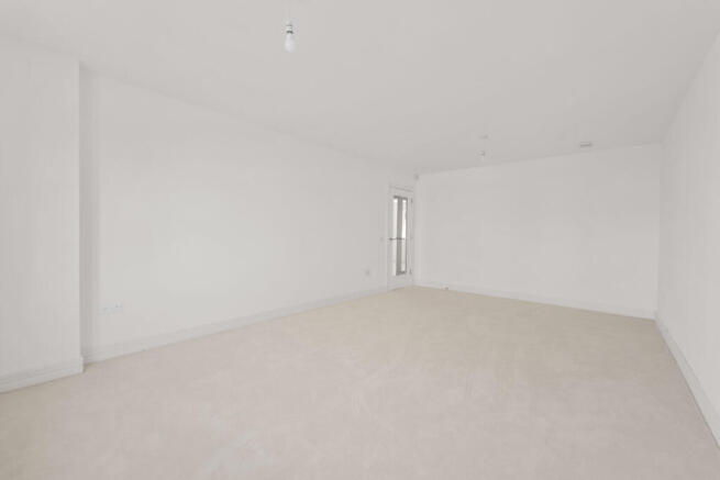 Heathcliff Drive, Jackton photo 4