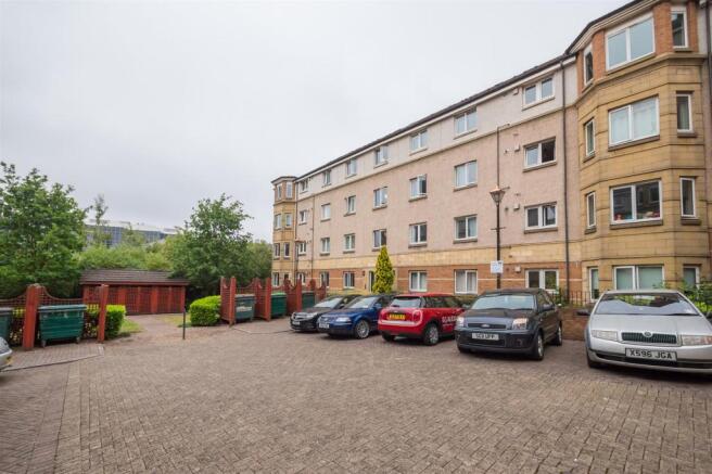 15 flat 16 easter dalry road-20.jpg