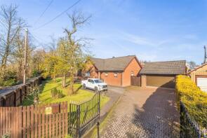 Willowcroft, Cannop Crescent, Stoneyburn EH47 8EQ