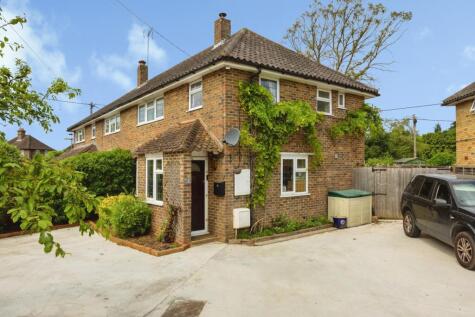 Broomfield, Elstead, Godalming, Surrey, GU8