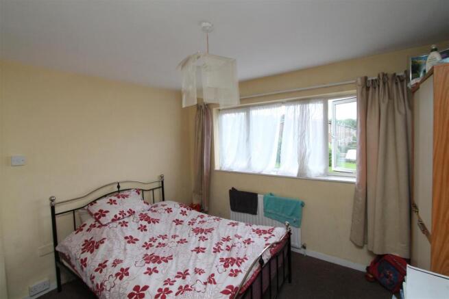 Master Bedroom.JPG