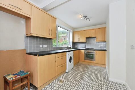 Peakdale Crescent, Sheffield, South Yorkshire, S12