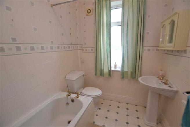 Bathroom/Shower/WC