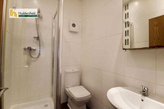 2 bed Flat to rent Image 9