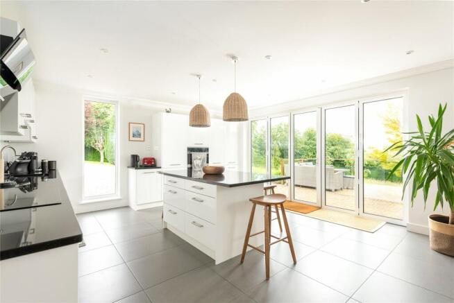 Kitchen/Dining