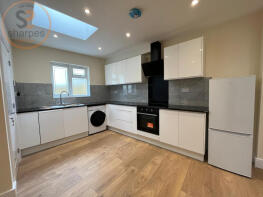 4, Jude House, Lillium Mews, Wimbledon SW19 8PG