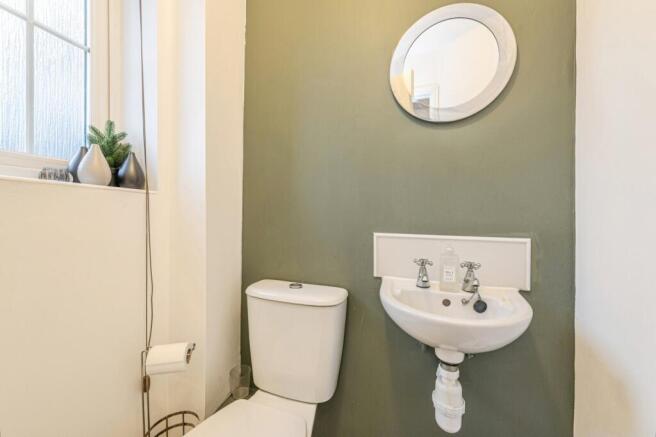 Mallard Close, Heckmondwike, West Yorkshire, WF16 photo 4