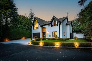2, Vermont Gardens, Cheadle Hulme, Cheadle SK8 7RE