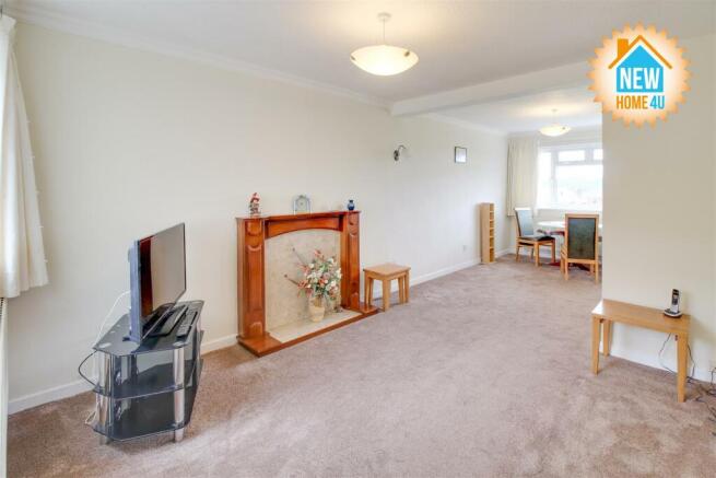 THROUGH LOUNG/DINING ROOM: