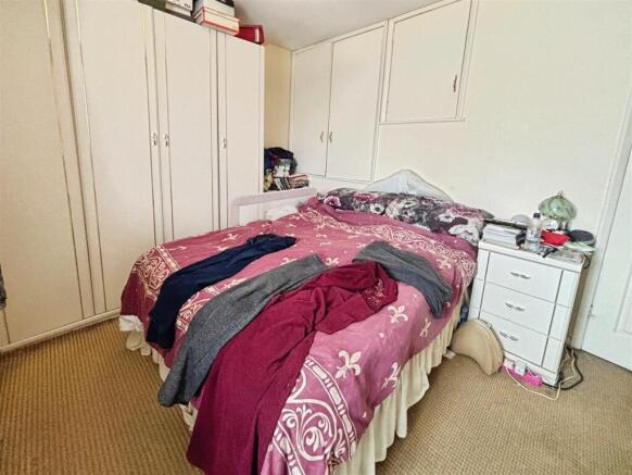 2 bed Terraced for sale Image 9