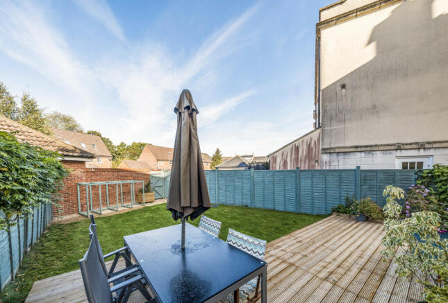 1358960-3-68da933...