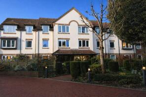 11, 18 Park View Court, Queens Park West Drive, Bournemouth BH8 9DA
