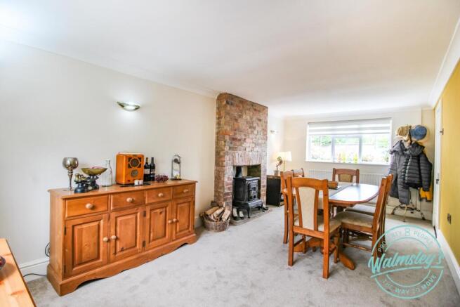 Sitting dining room