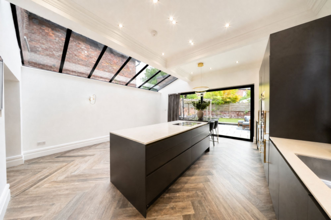 Kitchen/Dining Room