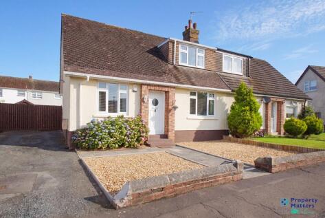 East Park Crescent, Kilmaurs, KA3