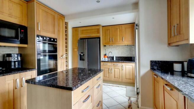Kitchen 1