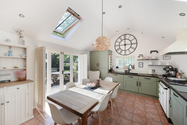 Kitchen/Breakfast