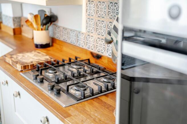 3 bed Terraced for sale Image 8