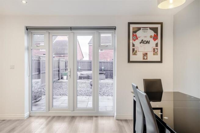 8539202-interior05.jpg