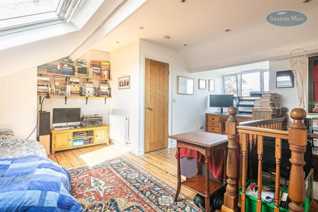 3 bed Terraced for sale Image 10