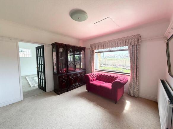 2 bed Detached Bungalow for sale Image 5