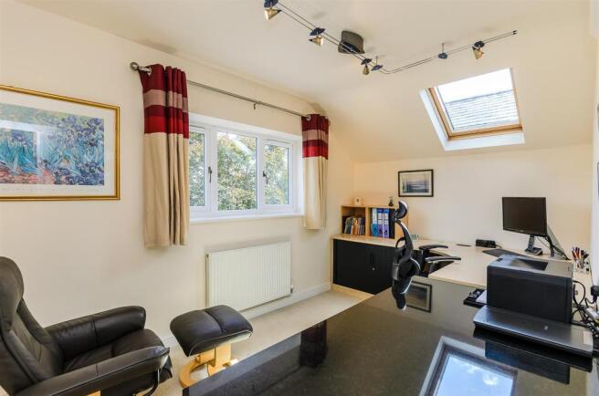 8306966-interior01.jpg