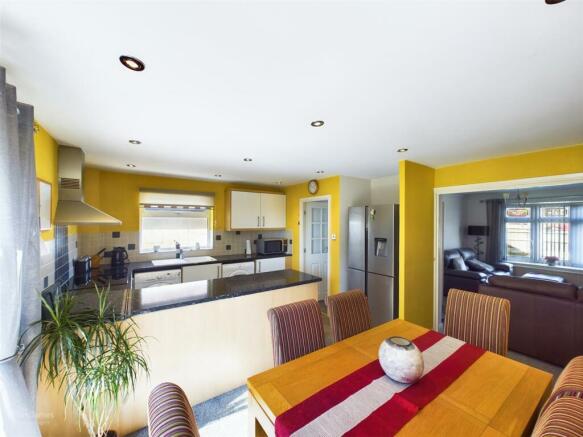 Dining Kitchen