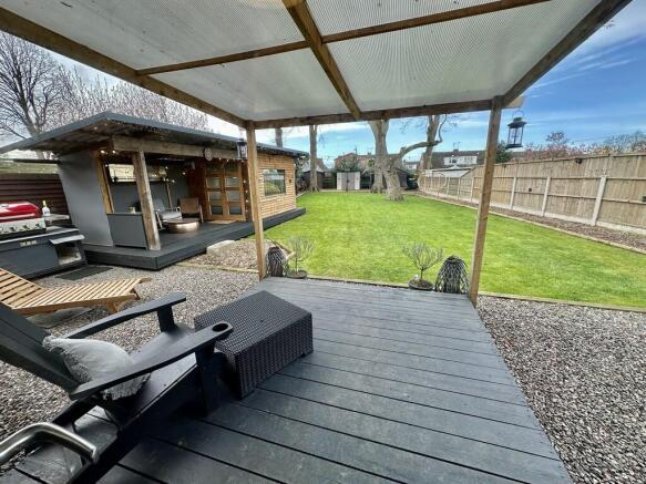 3 bed Detached Bungalow for sale Image 11
