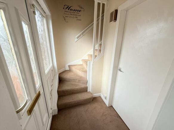 28 Ashton Drive, Dumfries, DG2 0HE - Braidwoods So