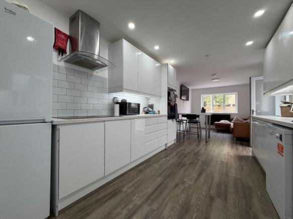 Call 02920 668585 to secure your viewing _1
