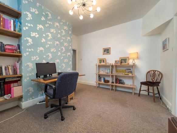 FAMILY ROOM/STUDY