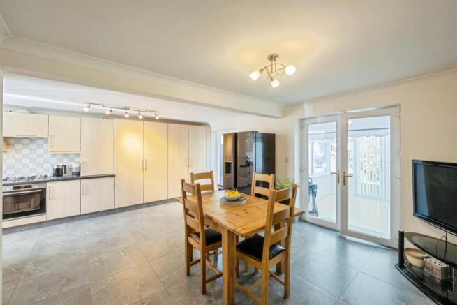 3 bed Detached for sale Image 8
