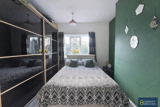 3 bed Semi-Detached for sale Image 9