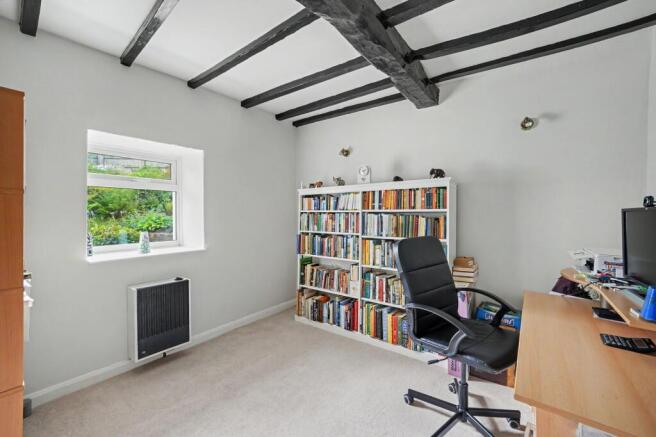 4 bed Cottage for sale Image 12