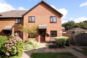 Flat 6, Hillview Court, Froud Way, Wimborne BH21 3UU