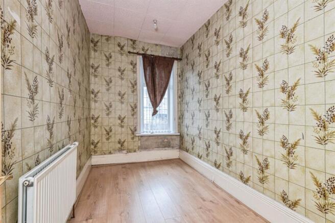 6 bed Terraced for sale Image 11
