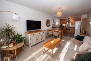 76, Planewood Gardens, Warrington WA3 2BS