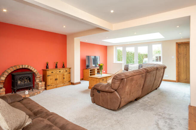 Lounge 2