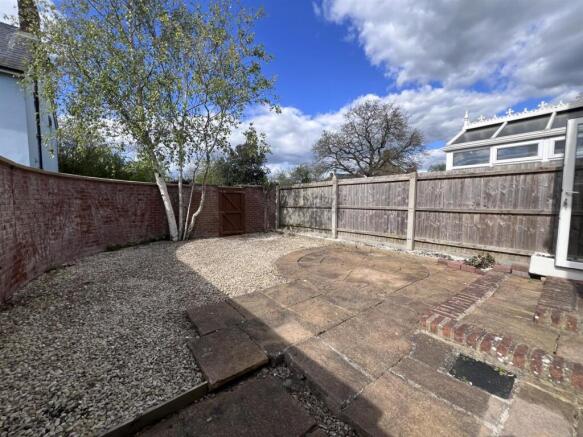 garden 3.jpg