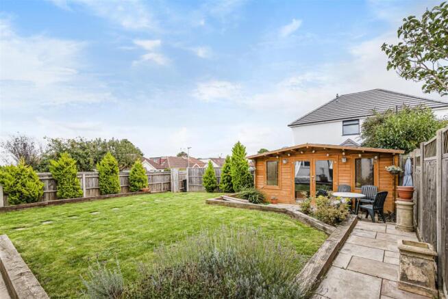 Sherborne Way - Garden.jpg